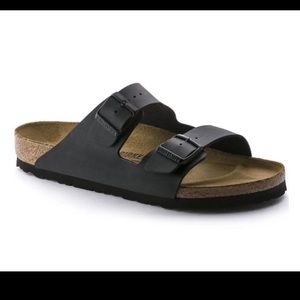 Black Birkenstock’s